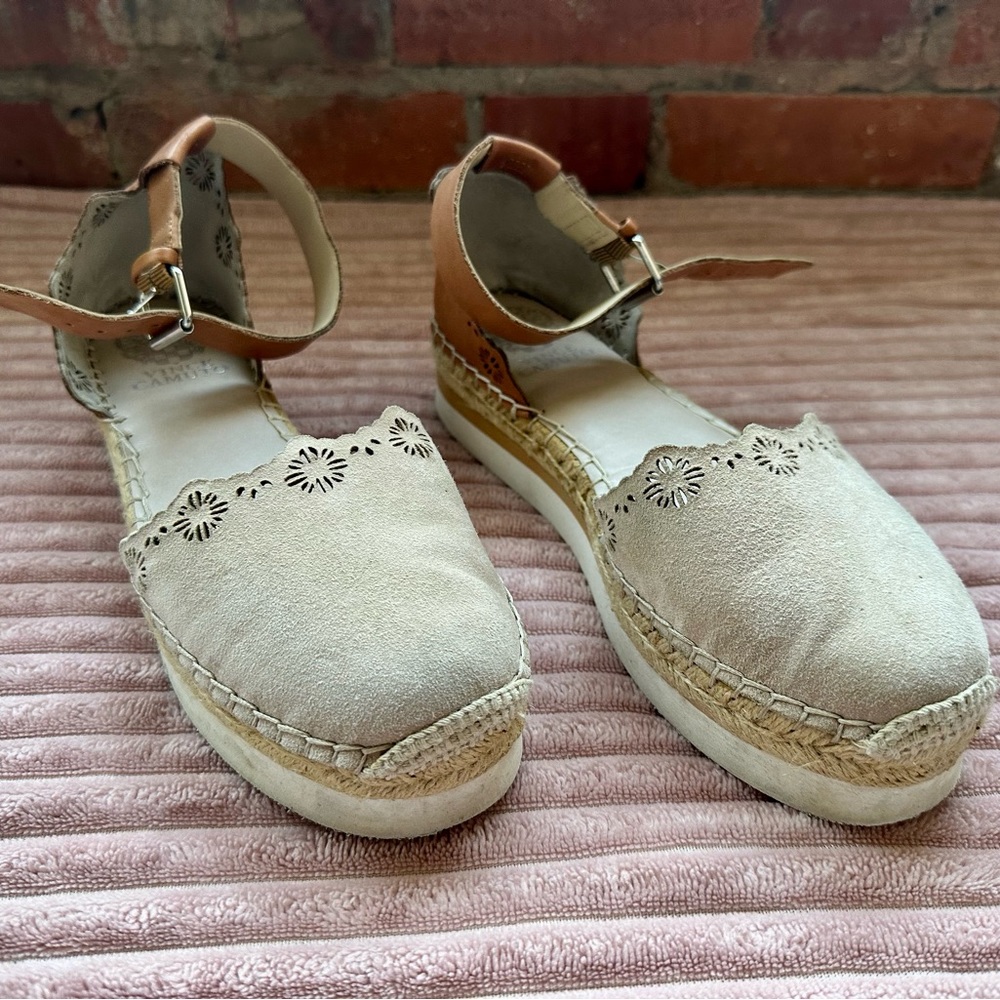 VINCE CAMUTO Wedge Shoes